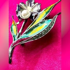 Napier Brooch Enamel Faux Pearl Purple Calla Lily Flower Floral Pin artisan 0669